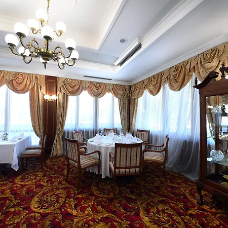 Kovilovo Hotel